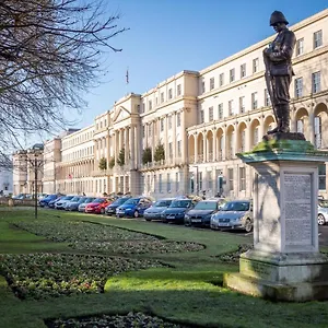 2 Bedroom Town Centre Cheltenham